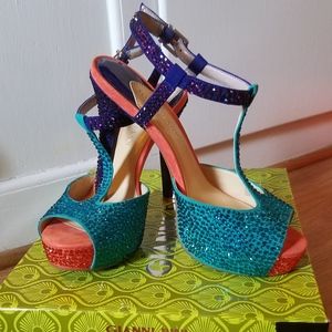 Gianni Bini multicolored platform heel
